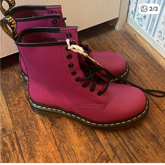 New with tags Dr. Martens Fuchsia Combat Boots - Picture 2 of 3